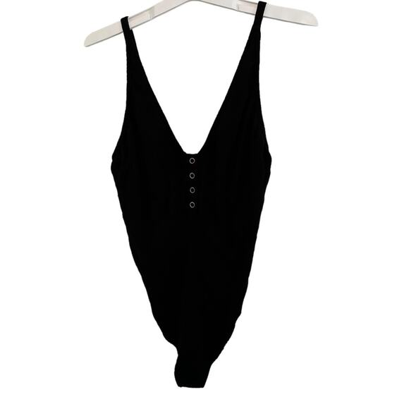 FREE PEOPLE Larissa Black Bodysuit size Medium ribbed knit - Picture 7 of 13